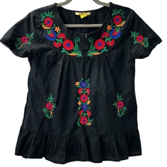 Ingenue New York Black Embroidered Floral Peasant Top, Size M - Picture 3 of 8